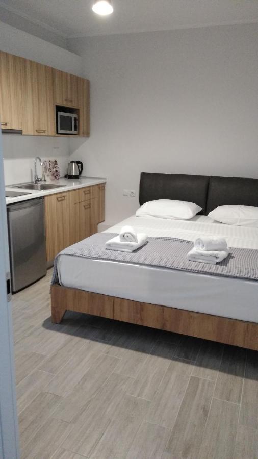 Sunsetperamos Aparthotel Néa Péramos Exteriör bild